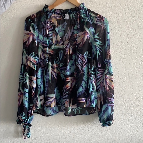 SOLD H&m  blouse size 4 very cute - Picture 1 of 4